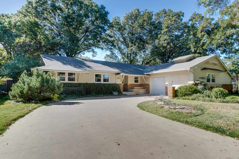 6501 E 8th, Wichita, KS 67206
