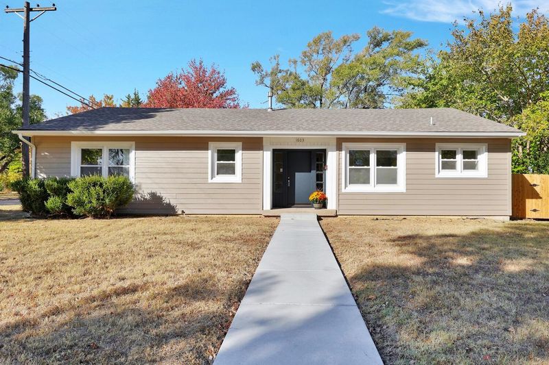 1603 Cron St, Augusta, KS 67010