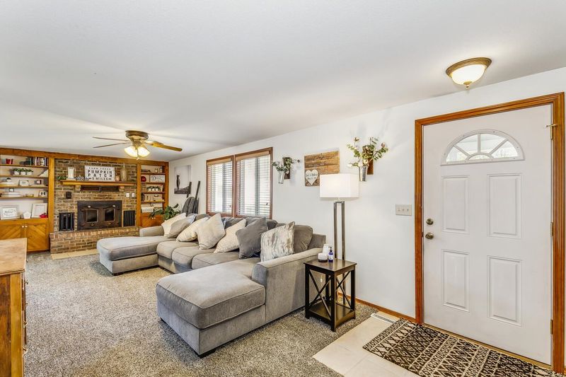 9503 SW Haverhill Rd, Augusta, KS 67010