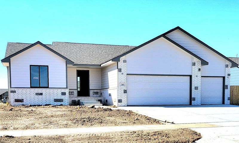 749 N Casado St, Goddard, KS 67052