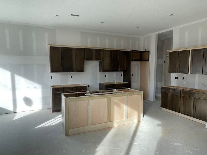 1207 N Main St, Goddard, KS 67203
