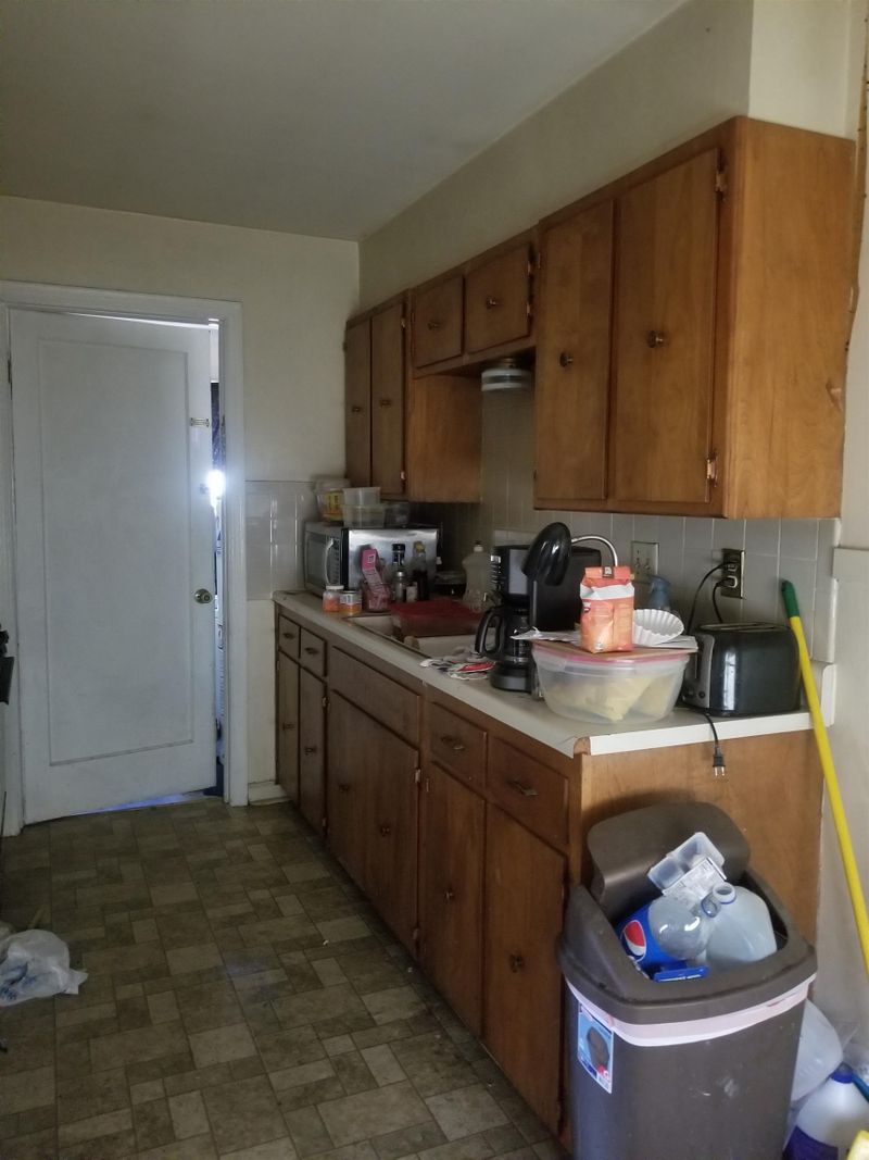 1301 E Mount Vernon St, Wichita, KS 67211