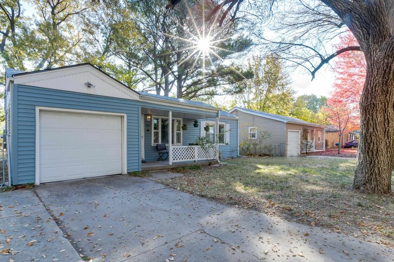 250 N Joann St, Wichita, KS 67203
