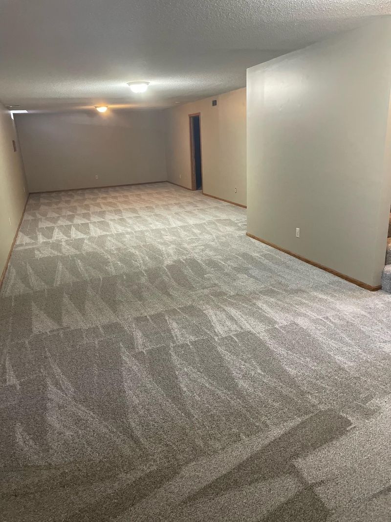 1117 E 5th St, Douglass, KS 67039