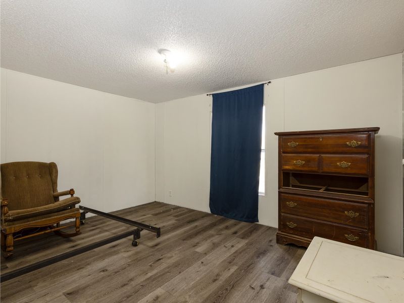 803 N State St, Eureka, KS 67045