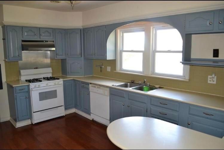 838 N Broadview St, Wichita, KS 67208