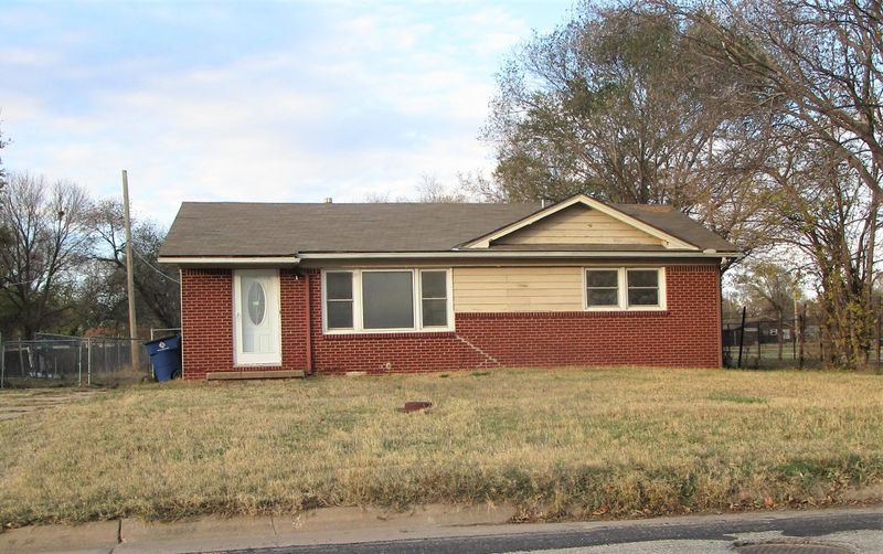 424 W 3rd, Udall, KS 67146