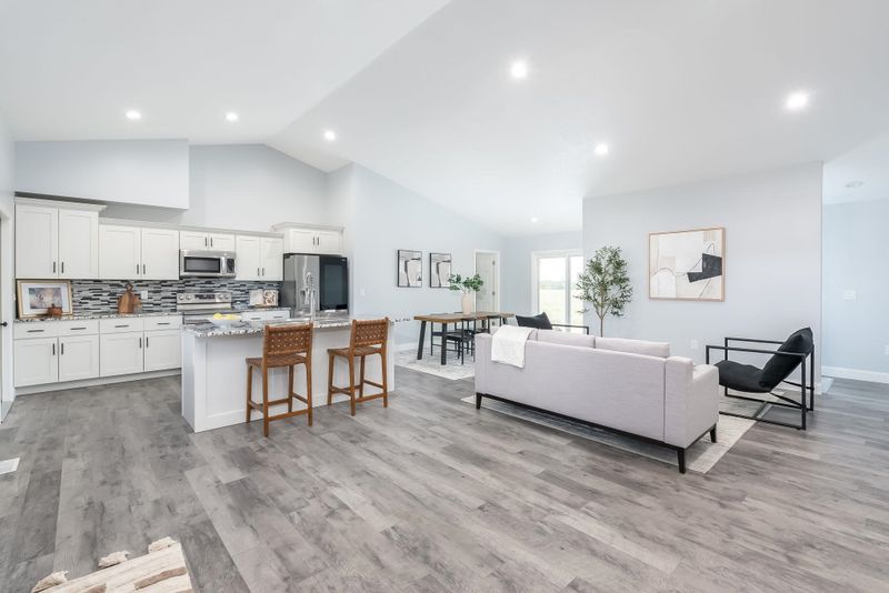 1017 E Park Glen St, Clearwater, KS 67026
