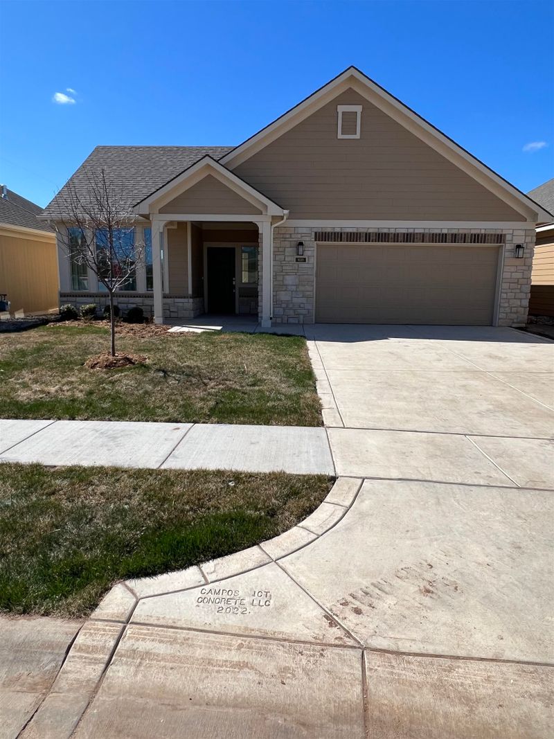1030 Waters Edge, Derby, KS 67037