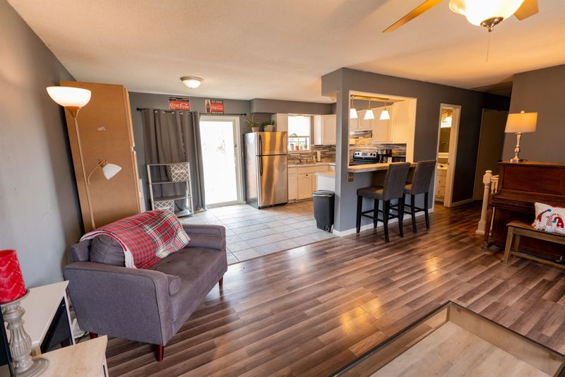 232 S Patrick Henry Rd, Andover, KS 67002