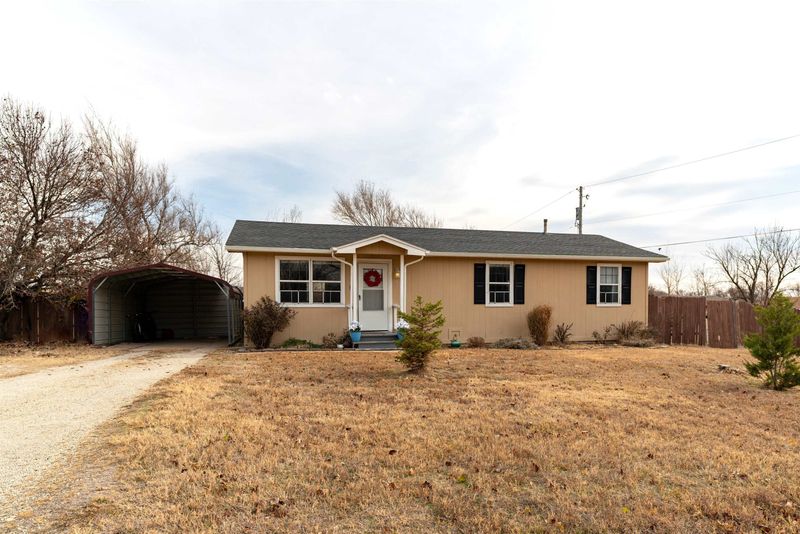 232 S Patrick Henry Rd, Andover, KS 67002