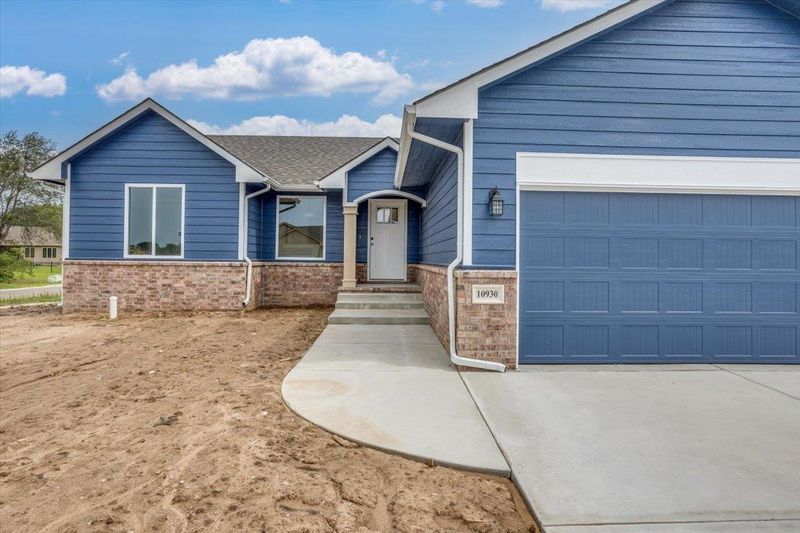 10930 W Cedar Ln, Maize, KS 67101