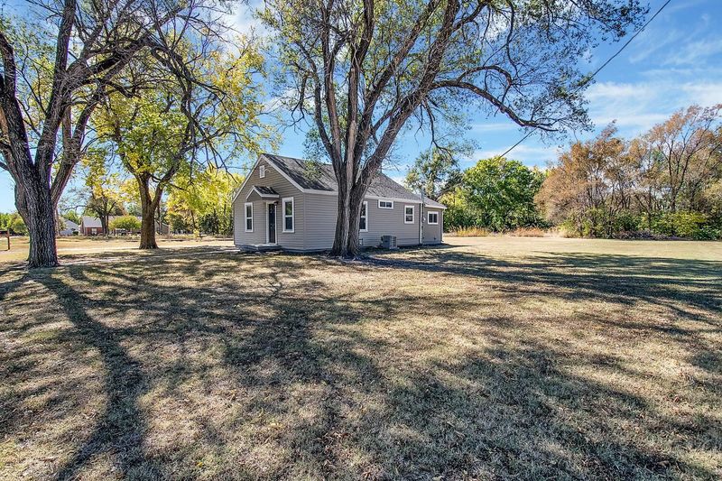 501 S Duncan St, Newton, KS 67114