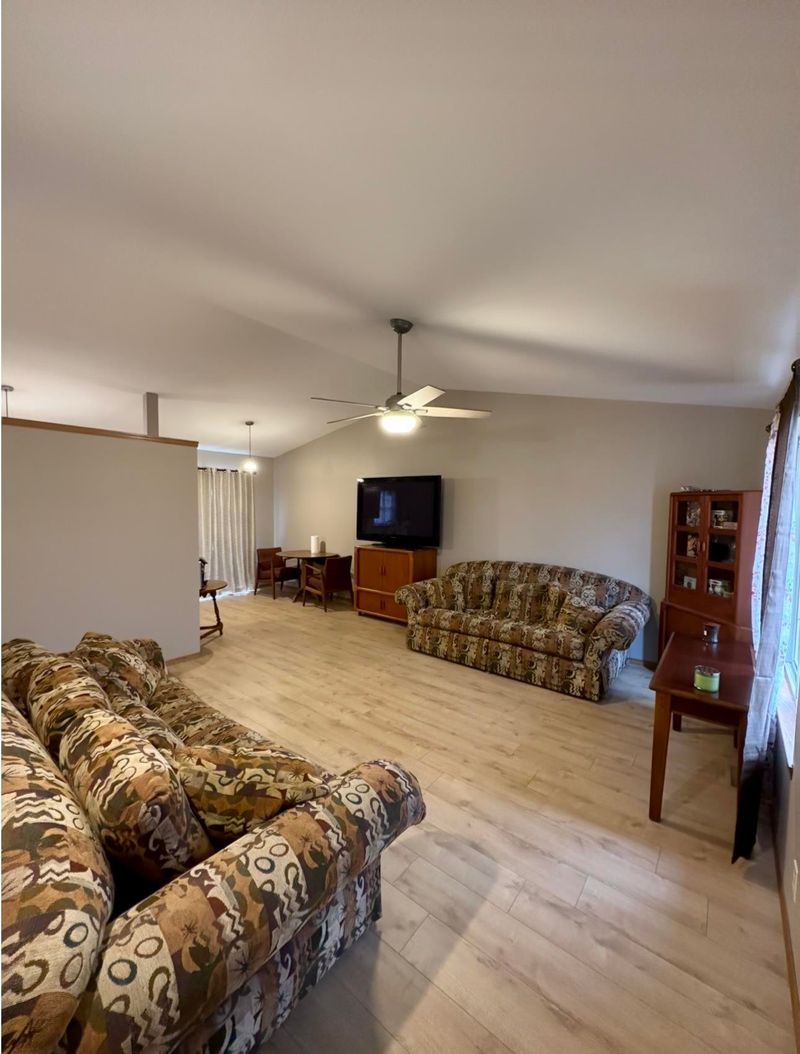 4809 S Custer, Wichita, KS 67217