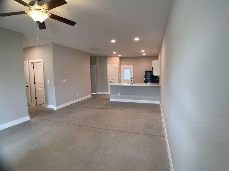 108 - 110 E Santa Fe Cir, Mulvane, KS 67110