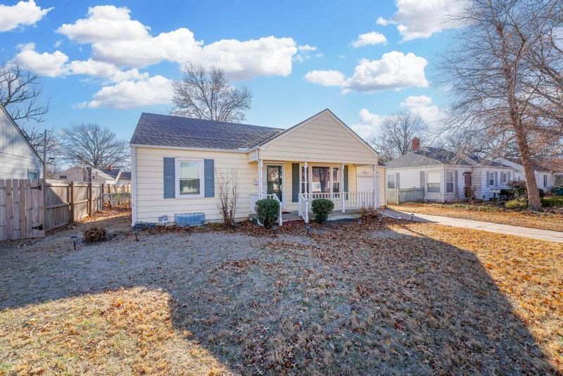 2433 E Menlo, Wichita, KS 67211