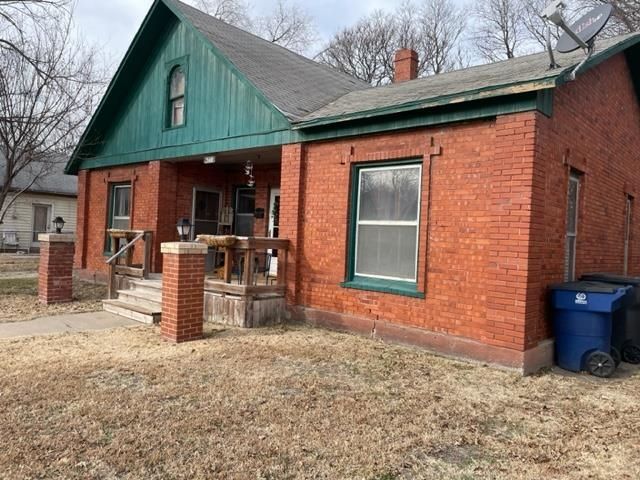 510 E 8th, Newton, KS 67114