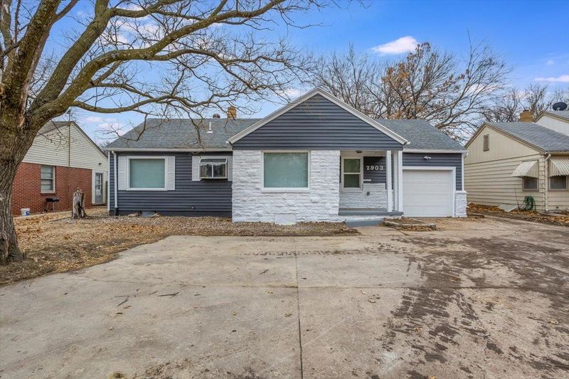 2903 E Lincoln, Wichita, KS 67211