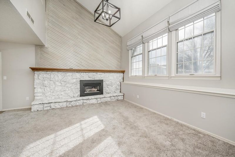 2408 N Walden Dr, Wichita, KS 67226