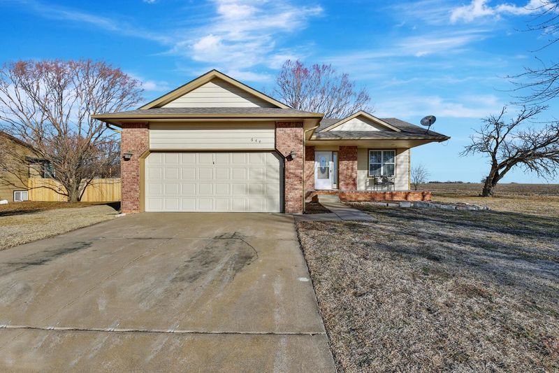 644 E School St, Rose Hill, KS 67133