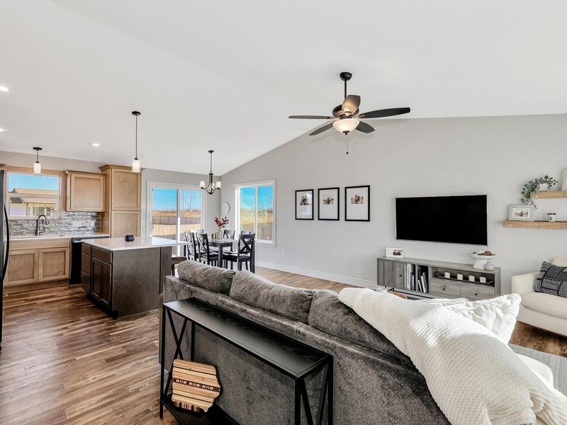 1537 N Aster Cir, Andover, KS 67002