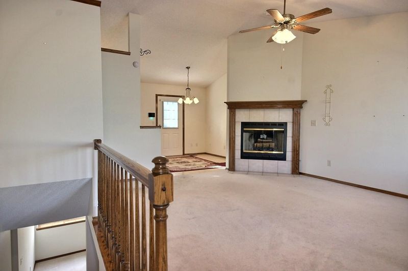 1810 E Autumn Pl, Goddard, KS 67052