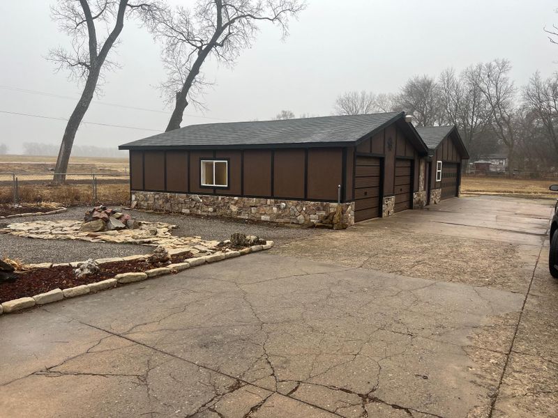 4721 E 56th St So, Derby, KS 67037
