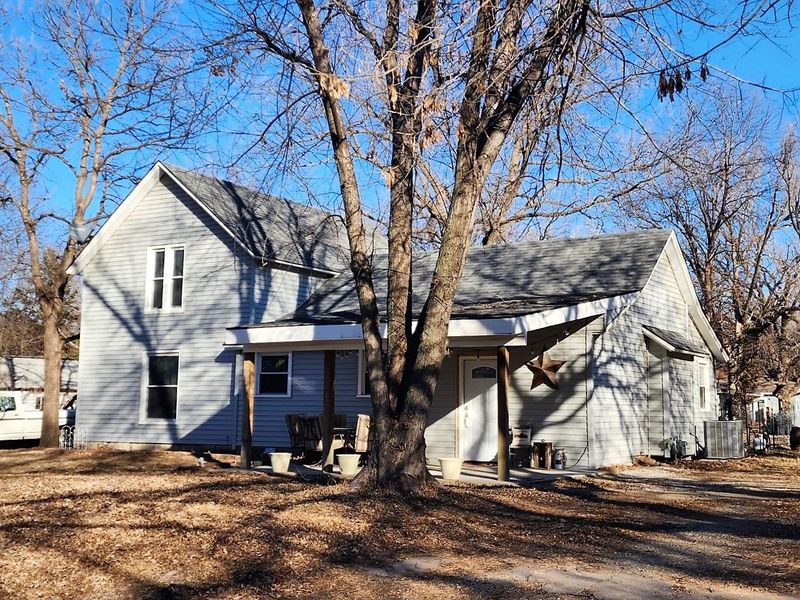 234 N Lee Ave, Clearwater, KS 67026