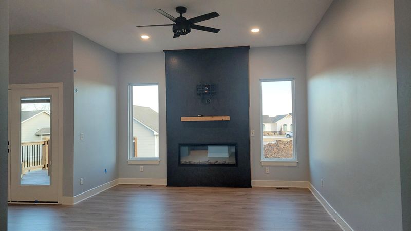 832 E Ruby, Mulvane, KS 67110