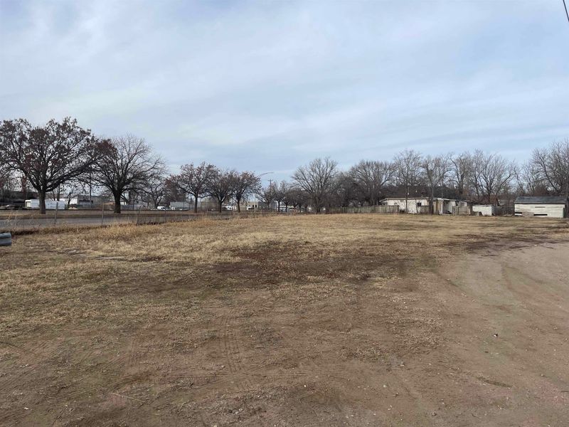 0 E Boston, Wichita, KS 67211