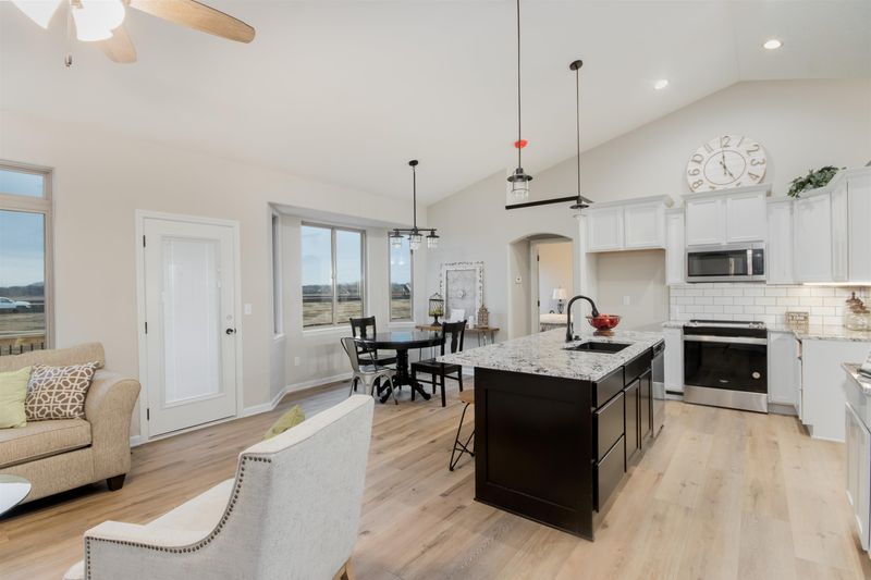 2580 New Spring Ct, Derby, KS 67037