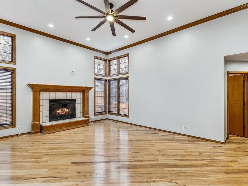 1539 S Springhollow Cir, Wichita, KS 67230