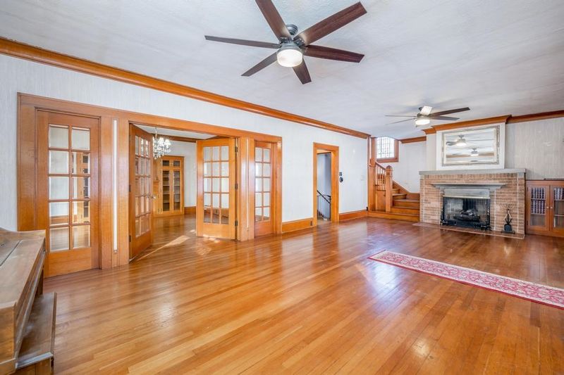 1011 State St, Augusta, KS 67010