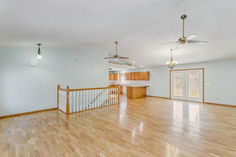 215 Prather St, Mulvane, KS 67110