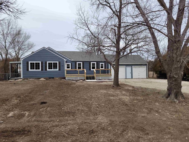 601 S Mccandless, Andover, KS 67002