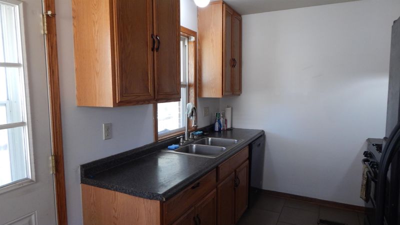 2210 S Everett, Wichita, KS 67213