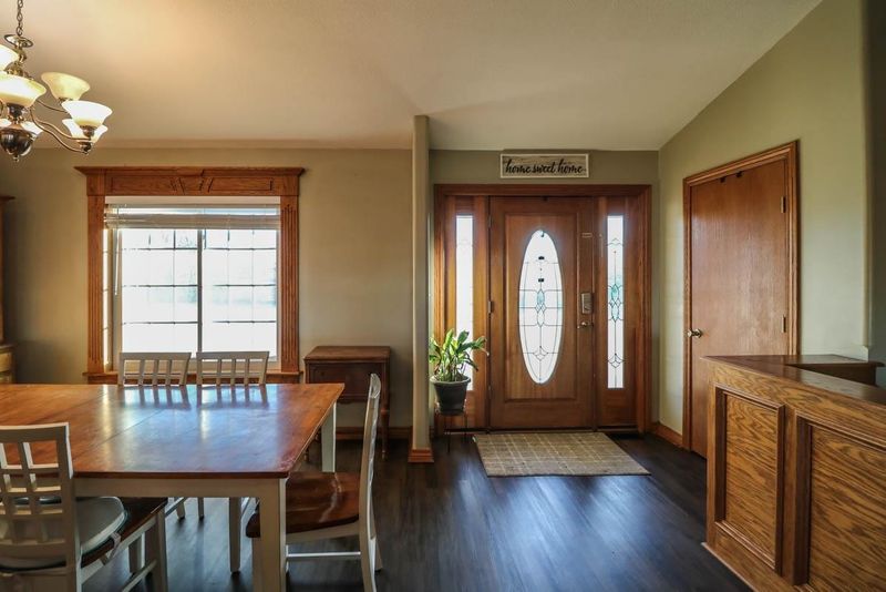 1056 E 140th Ave North, Mulvane, KS 67110