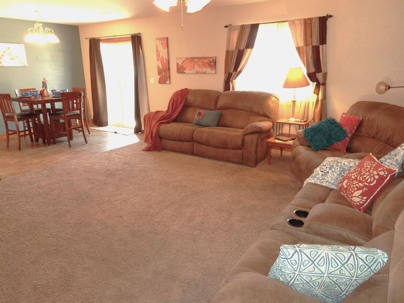 1445 Custer Ln, Augusta, KS 67010