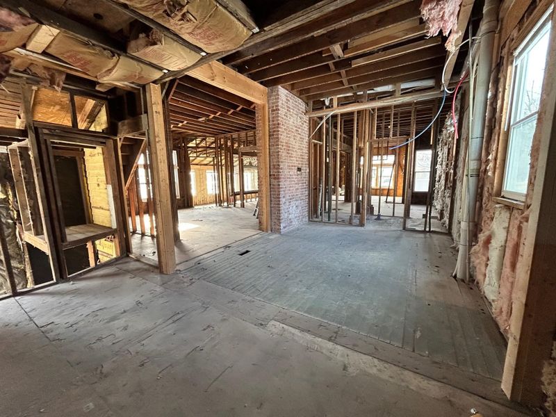 1316 Loomis St, Winfield, KS 67156