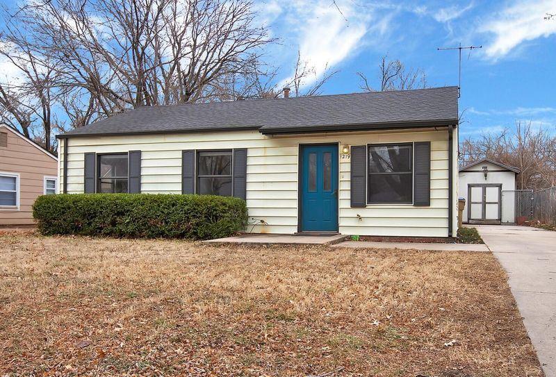 1219 E Denver St, Park City, KS 67219
