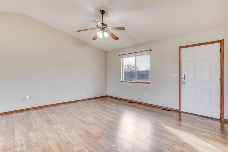 2508 E Casey Dr, Goddard, KS 67052-8592