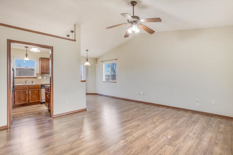 2508 E Casey Dr, Goddard, KS 67052-8592
