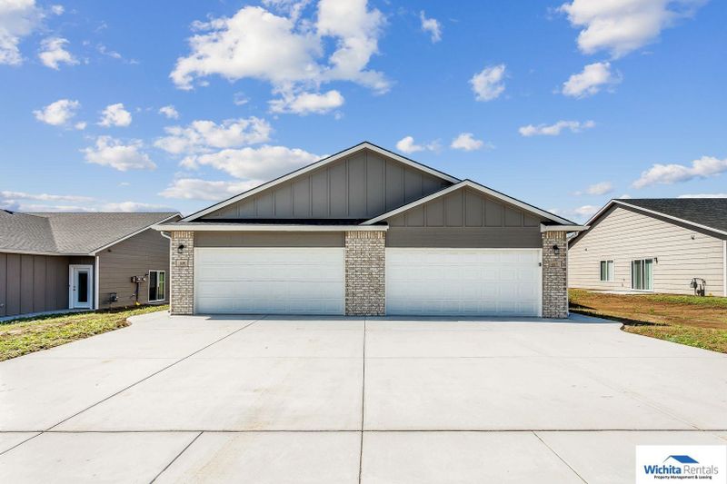 218 - 220 Northern Ct, Mulvane, KS 67110