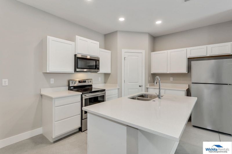 221 - 223 Northern Ct, Mulvane, KS 67110