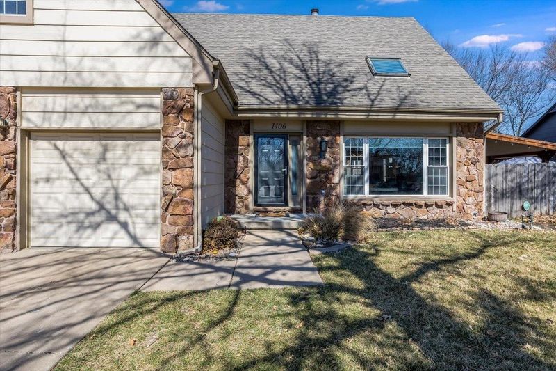 1406 E Pinion Rd, Derby, KS 67037