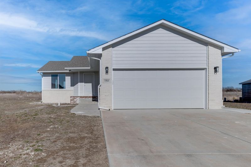 1561 N Aster Cir, Andover, KS 67002