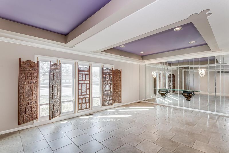 924 W Central Ave, Andover, KS 67002