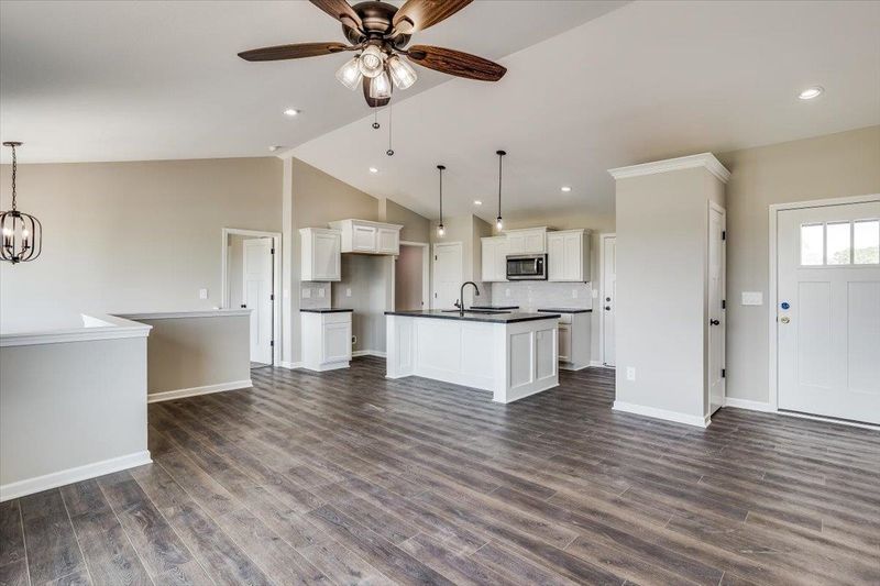 4523 N Atherton Ct, Maize, KS 67101