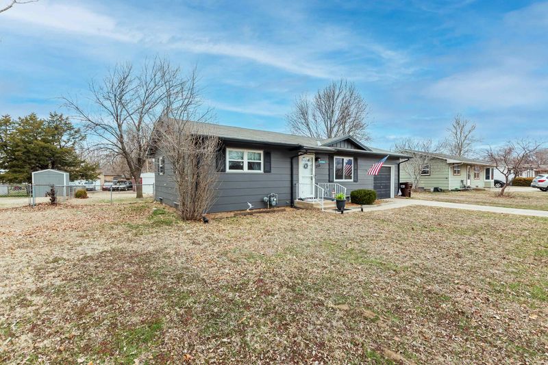 355 S Kessler St, Wichita, KS 67213