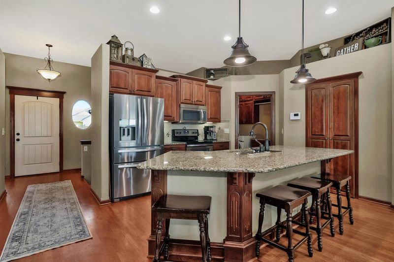 2220 N Flutter Ct, Wichita, KS 67228